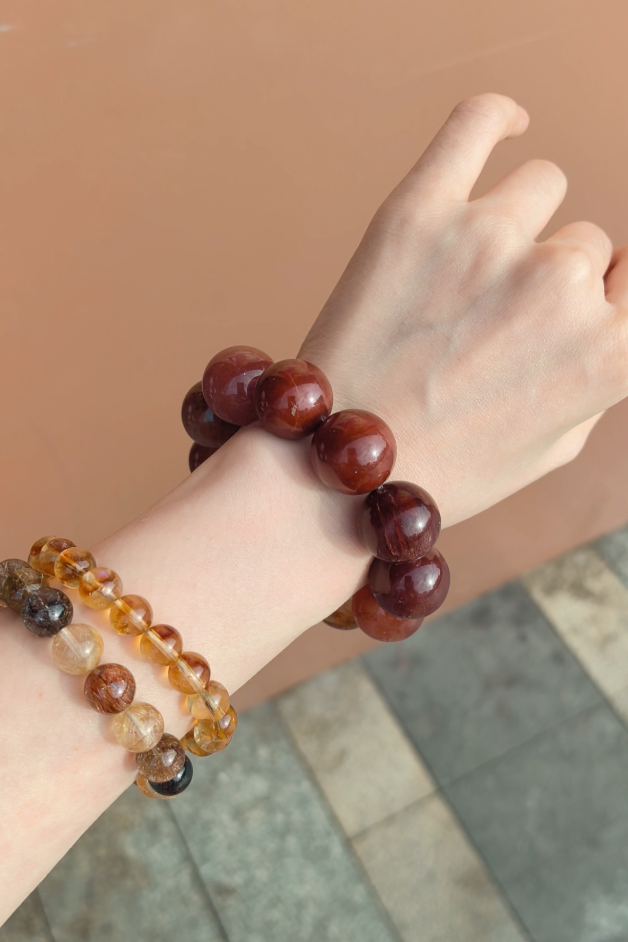 Gradient Red Rabbit Hair Quartz Bracelet